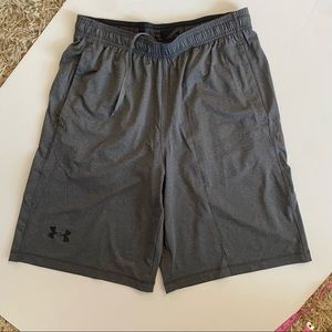 Under Armour Loose Shorts 9” Inseam Sz M
